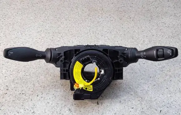 Ford Ka Indicator stalk J7BT13N064DA40 J7BT13N064DA