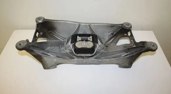 Audi A4 S4 B9 Gearbox mounting bracket 8W0399262AE