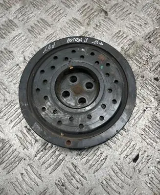 Opel Astra J Crankshaft gear 