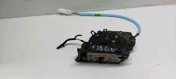 BMW X2 F39 Rear door lock A046465