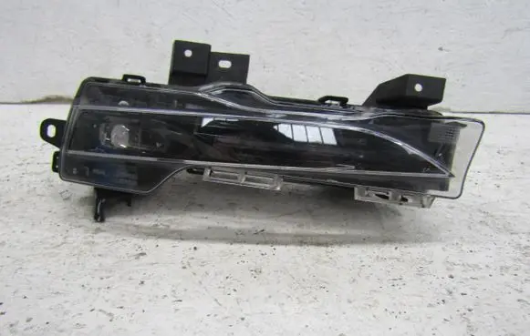 Tesla Model Y Front fog light 150793200C 0024301302