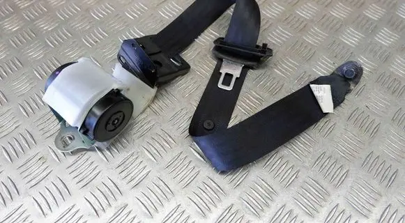 Nissan Juke I F15 Middle seatbelt (rear) 888541KA2A