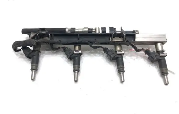 BMW 3 E46 Fuel main line pipe
