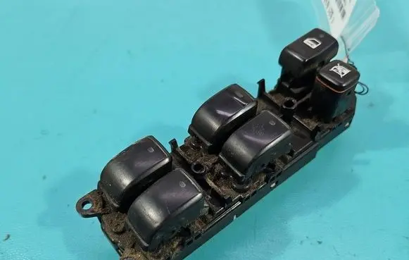 Toyota Land Cruiser (J120) Electric window control switch 84040-60051 IMPRK1521614