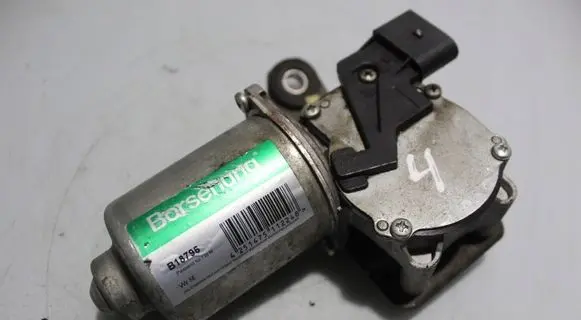 Volkswagen Jetta VI Wiper motor B18796