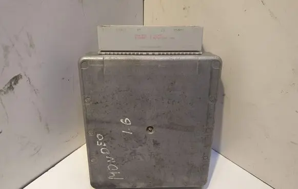 Ford Mondeo MK I Engine control unit/module 93BB12A650AE