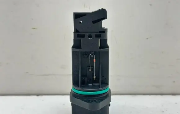 BMW M5 Mass air flow meter 7830359 0280218062