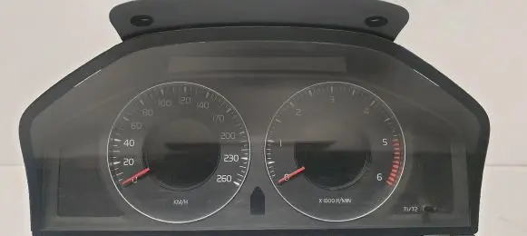 Volvo V70 Speedometer (instrument cluster) 36000411 69199660U 31254535AA