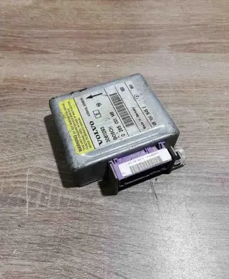 Volvo S40, V40 Airbag control unit/module 0285001146 981041645E