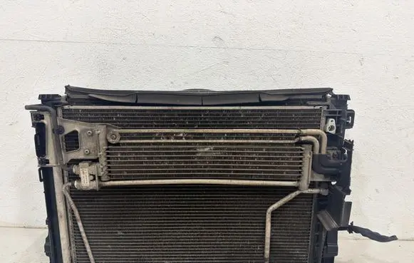 Mercedes-Benz E W212 Radiator set A2045000293 A2045001001 A2045000254