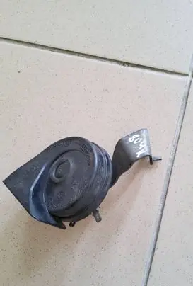 Dodge Challenger Horn signal 9089900 A046495