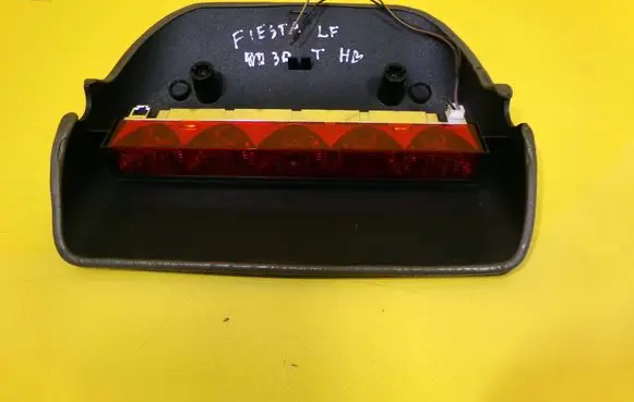 Ford Fiesta Third/center stoplight 026006