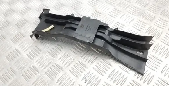Volkswagen Jetta VI Other engine bay part 5C0971615B