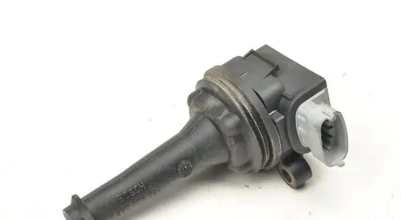 Volvo C70 High voltage ignition coil 30713417