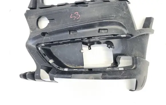 BMW 2 F45 Front bumper mounting bracket 7301547