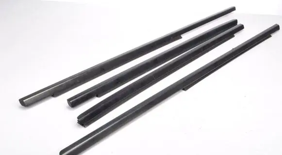 Mercedes-Benz E W210 Front door windshield rail 