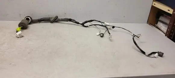 Subaru Legacy Front door wiring loom 81821AG140