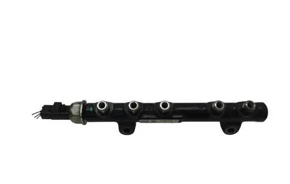 Ford Focus Fuel main line pipe 9685297580 123405390