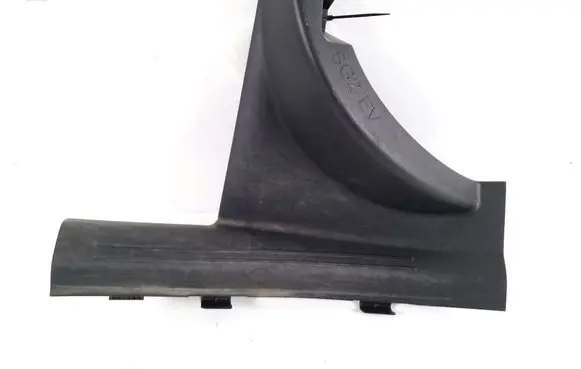 KIA Niro Rear sill trim cover 85876AO000