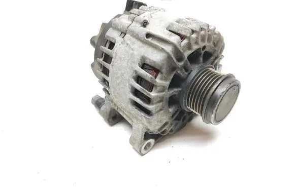 Volvo V40 Generator/alternator 31285399 112014253 FG18T053