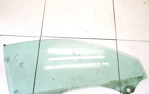 Audi A3 S3 8P Front door window glass four-door AS2