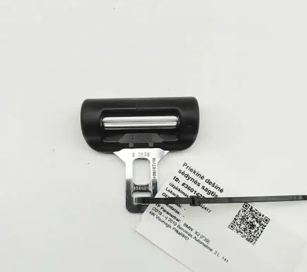 BMW X2 F39 Front seatbelt buckle 7441660