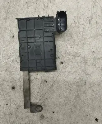 Audi 80 90 S2 B4 Fuse box cover