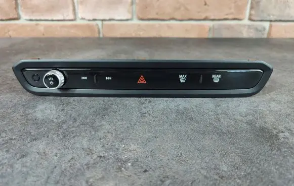 BMW 3 G20 G21 Head unit multimedia control 5A63F19