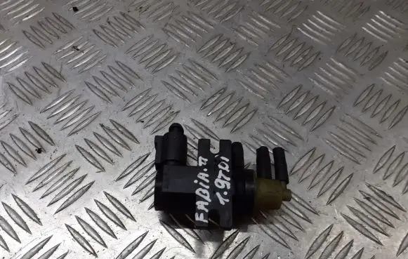 Skoda Fabia Mk2 (5J) Turbo solenoid valve 1K0906627A