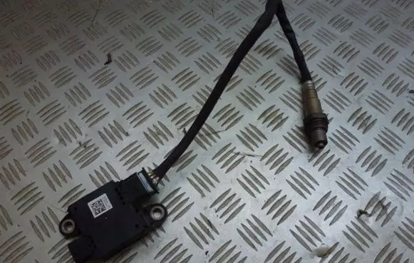 Jeep Wrangler Intake air temperature sensor 68354200AA