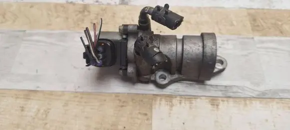 Toyota Previa (XR30, XR40) II EGR valve 2562027080 1350008090