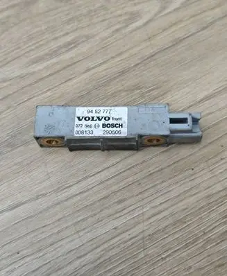 Volvo S60 Airbag deployment crash/impact sensor 9452777 290506 008133