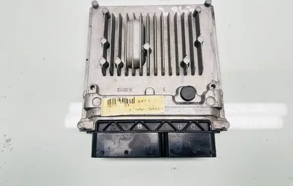 Mercedes-Benz CLA C117 X117 W117 Engine control unit/module A6519003001 28392035 A6519011701
