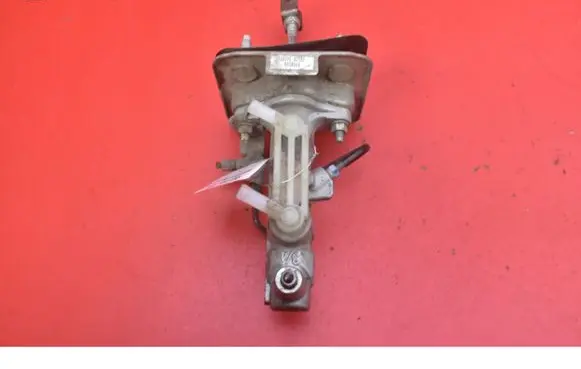 Toyota Prius (NHW20) Brake booster 132030-40120