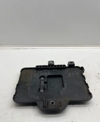 Suzuki Vitara (LY) Battery tray 7252161M10