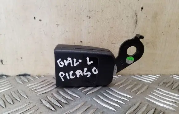 Citroen Xsara Picasso Rear seatbelt buckle
