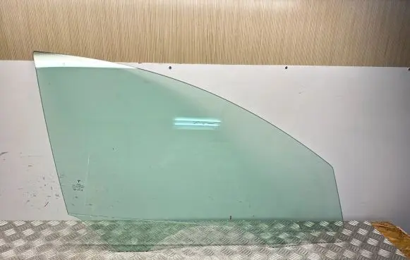 Tesla Model Y Front door window glass four-door 43R011846