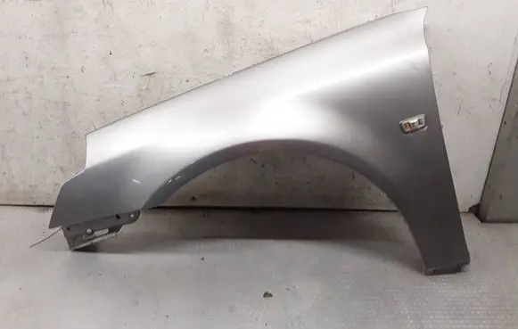 Cadillac BLS Fender
