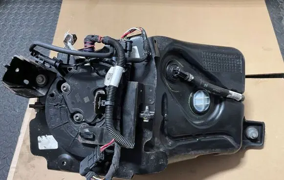 Jaguar F-Pace AdBlue liquid reservoir HK835J228A0000