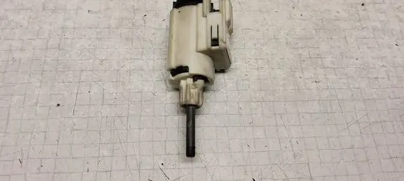 Volkswagen Transporter - Caravelle T5 Brake pedal sensor switch 8E0927189B 19322005