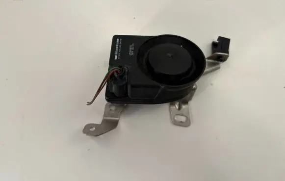 Volkswagen Touareg II Alarm system siren 1K0951605 1K0951605C 1K0951605A
