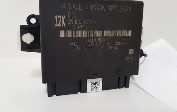 Nissan Rogue Parking PDC control unit/module 284L06711R
