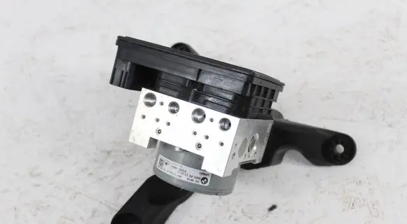 Mini Clubman F54 ABS Pump 6897148