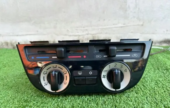 Mitsubishi Space Star Climate control unit