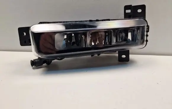 BMW X6 G06 Front fog light 9676122880