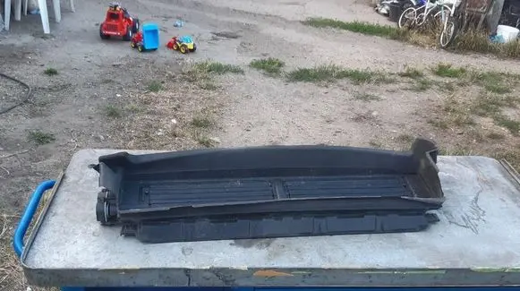 Volvo XC60 Radiator trim 32296801