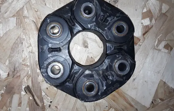 BMW M5 F90 Rear prop shaft donut coupling/joint GAB01033 2284495