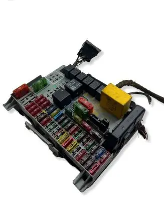 Opel Astra G Fuse module 90229206
