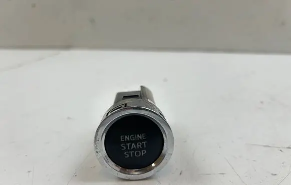 Toyota Hilux (AN120, AN130) Engine start stop button switch 