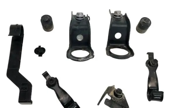 Toyota RAV 4 (XA30) Radiator mount bracket